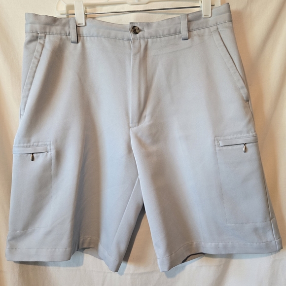 Izod Men's Light Blue Performance Golf Shorts Size 34 Waist - Picture 1 of 6